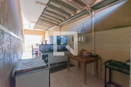 Cozinha 2 de casa para alugar com 3 quartos, 214m² em Jardim Eulina, Campinas