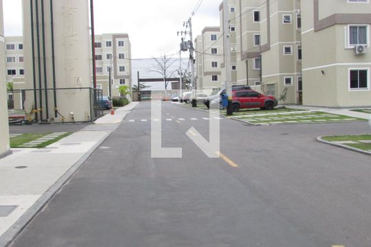 Garagem de apartamento para alugar com 2 quartos, 44m² em Campo Grande, Rio de Janeiro