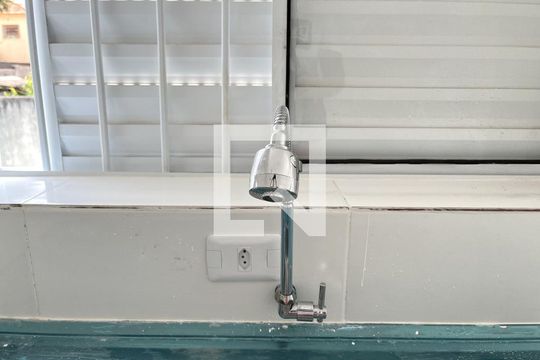 Cozinha  de kitnet/studio para alugar com 1 quarto, 18m² em Vila do Encontro, São Paulo