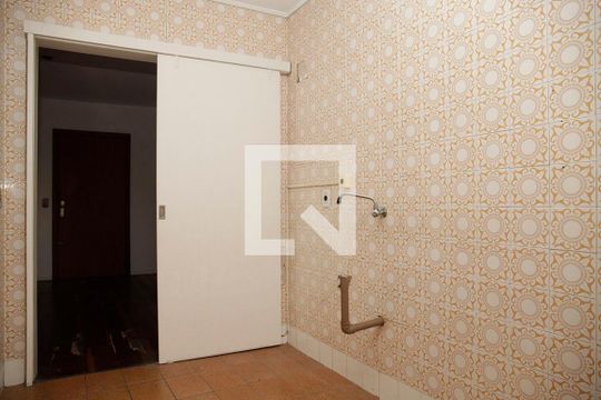 Cozinha + Área de Serviço de apartamento à venda com 1 quarto, 40m² em Santana, Porto Alegre