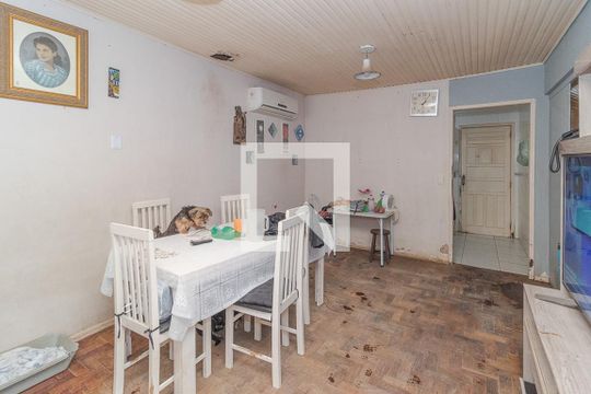 Casa à venda com 3 quartos, 480m² em Morro Santana, Porto Alegre