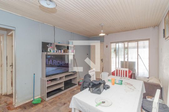 Sala de casa à venda com 3 quartos, 480m² em Morro Santana, Porto Alegre