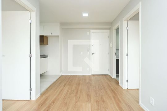 Sala de apartamento para alugar com 2 quartos, 37m² em Sé, São Paulo