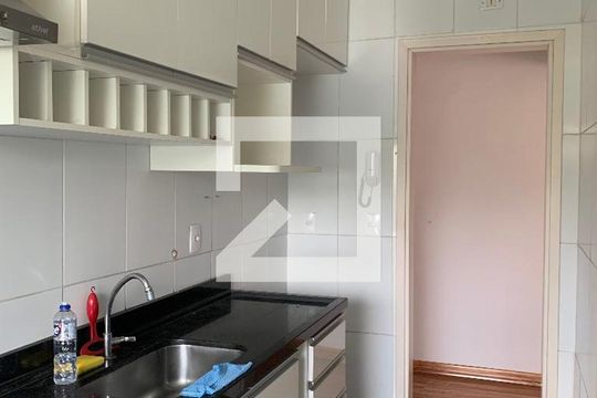 Cozinha de apartamento para alugar com 2 quartos, 56m² em Centro, Guarulhos