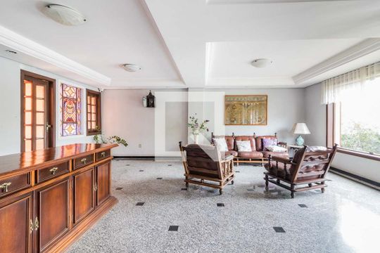 Hall Social de apartamento para alugar com 1 quarto, 31m² em Chácara das Pedras, Porto Alegre