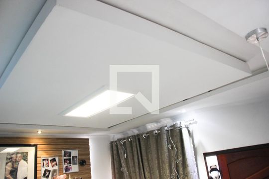 Sala de casa de condomínio à venda com 2 quartos, 73m² em Vila Santana, São Paulo