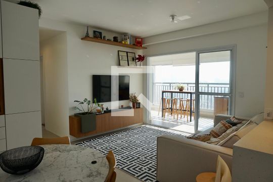 Sala de apartamento à venda com 2 quartos, 95m² em Santo Amaro, São Paulo