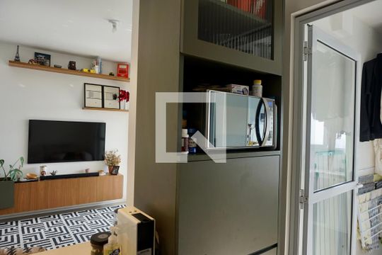 Cozinha  de apartamento à venda com 2 quartos, 95m² em Santo Amaro, São Paulo