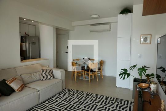 Apartamento à venda com 2 quartos, 95m² em Santo Amaro, São Paulo