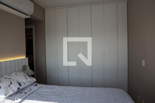 Suite 1 de apartamento à venda com 2 quartos, 95m² em Santo Amaro, São Paulo