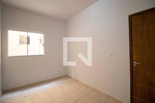 Quarto 1 de casa para alugar com 3 quartos, 95m² em Residencial Sao Leopoldo, Goiânia