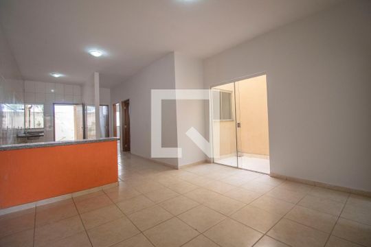 Casa para alugar com 3 quartos, 95m² em Residencial Sao Leopoldo, Goiânia