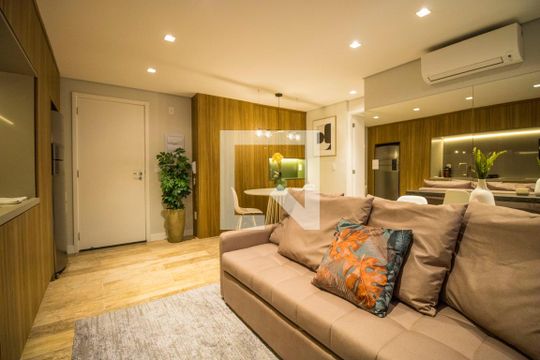 Sala de apartamento para alugar com 1 quarto, 40m² em Vila Pompéia, São Paulo