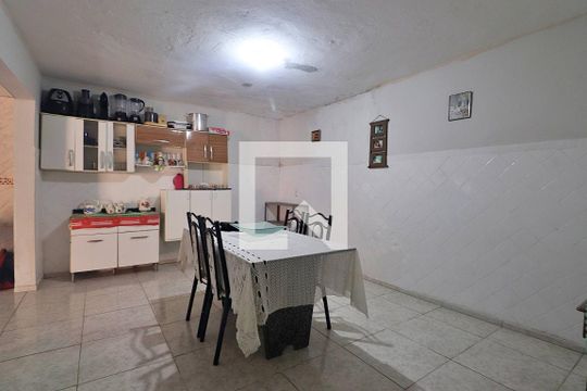 Cozinha de casa à venda com 3 quartos, 312m² em Vila Camilopolis, Santo André