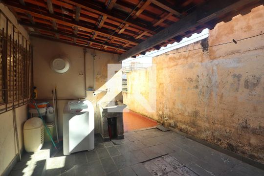 Área de Serviço de casa à venda com 3 quartos, 312m² em Vila Camilopolis, Santo André