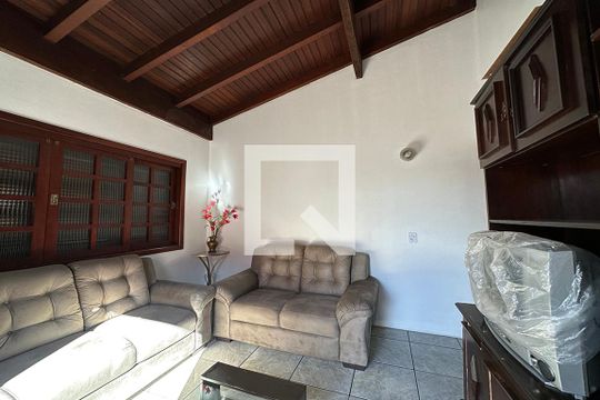 Sala  de casa à venda com 2 quartos, 209m² em Santo Afonso, Novo Hamburgo