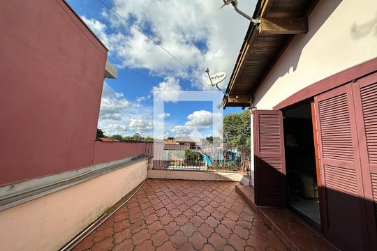 Varanda  de casa à venda com 2 quartos, 209m² em Santo Afonso, Novo Hamburgo