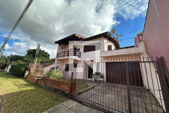 Fachada de casa à venda com 2 quartos, 209m² em Santo Afonso, Novo Hamburgo