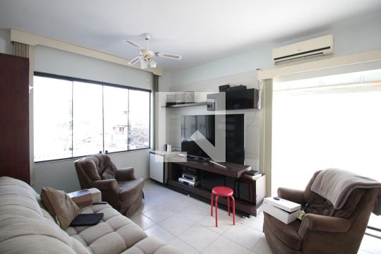 Sala de TV e Escritório de casa à venda com 4 quartos, 493m² em Castelo, Belo Horizonte