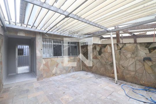 Garagem de casa à venda com 4 quartos, 200m² em Casa Verde, São Paulo