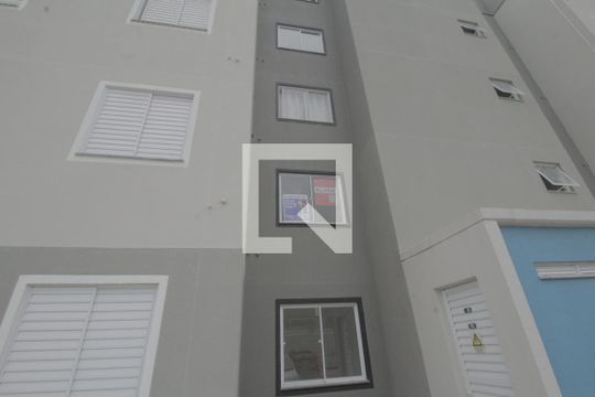 Fachada do bloco de apartamento à venda com 2 quartos, 44m² em Centro, Canoas