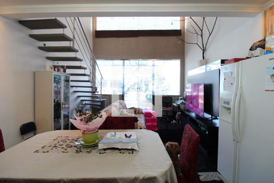 Sala  de casa à venda com 3 quartos, 217m² em Bom Retiro, São Paulo