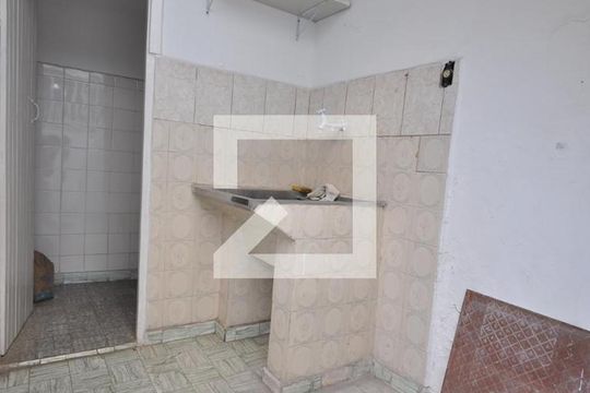 Área de Serviço de casa para alugar com 2 quartos, 80m² em Carandiru, São Paulo