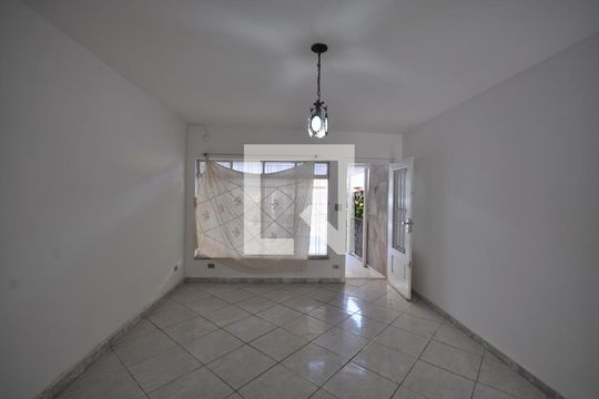 Sala de casa para alugar com 2 quartos, 80m² em Carandiru, São Paulo