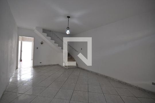 Casa para alugar com 2 quartos, 80m² em Carandiru, São Paulo