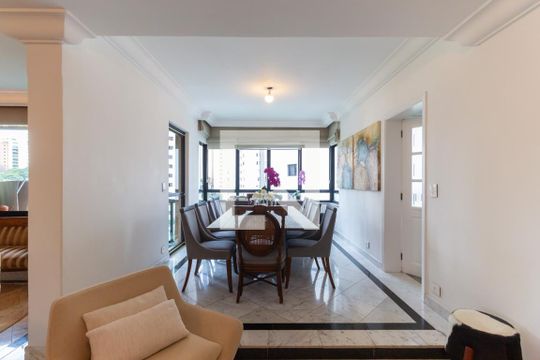 Sala de apartamento à venda com 4 quartos, 300m² em Vila Mariana, São Paulo