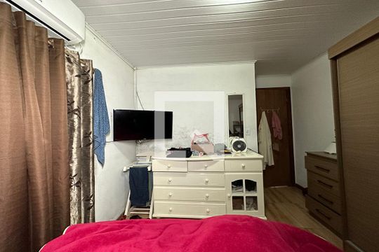 Quarto 1 de casa à venda com 4 quartos, 180m² em Liberdade, Novo Hamburgo