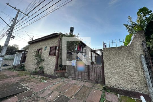 Fachada  de casa à venda com 4 quartos, 180m² em Liberdade, Novo Hamburgo