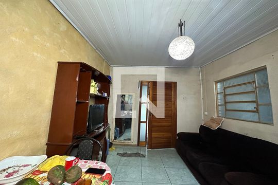 Sala 2 de casa à venda com 4 quartos, 180m² em Liberdade, Novo Hamburgo