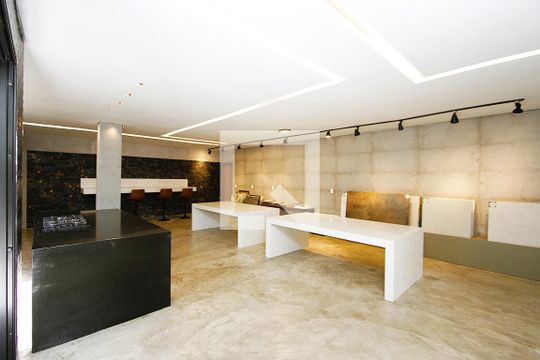 Sala de casa à venda com 2 quartos, 220m² em Alto dos Pinheiros, Belo Horizonte