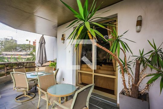 Varanda de apartamento para alugar com 4 quartos, 430m² em Morumbi, São Paulo