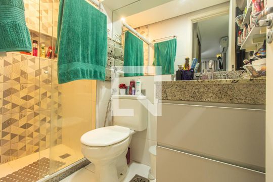 Detalhe do Banheiro da Suíte de apartamento para alugar com 2 quartos, 74m² em Campo Grande, Rio de Janeiro