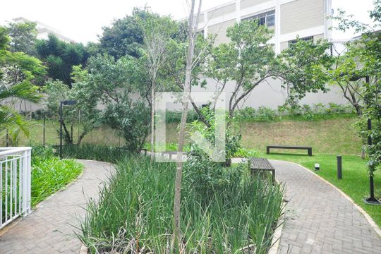 Jardim de apartamento à venda com 3 quartos, 110m² em Jardim Vazani, São Paulo