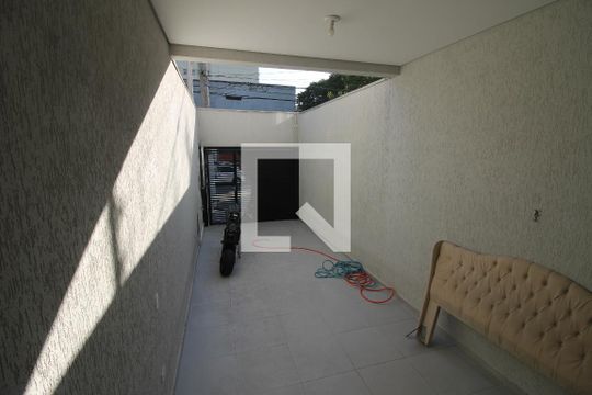 Garagem de casa à venda com 3 quartos, 150m² em Mooca, São Paulo