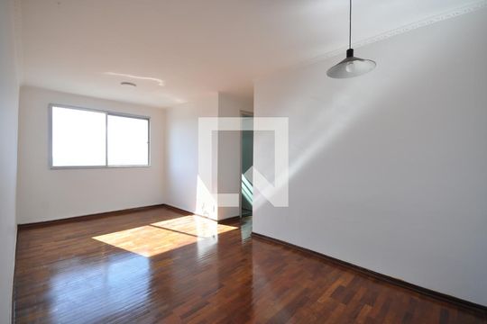 Apartamento para alugar com 2 quartos, 57m² em Jardim Andarai, São Paulo