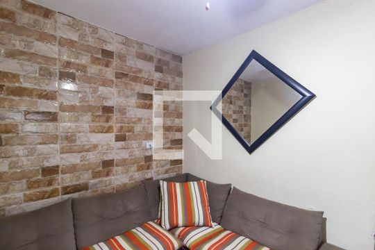 Quarto 5 de casa à venda com 8 quartos, 250m² em Quitaúna, Osasco