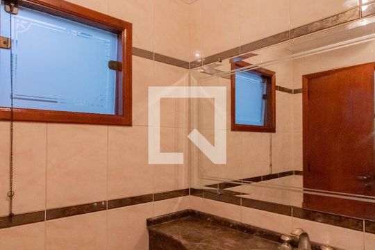 Lavabo de casa à venda com 4 quartos, 317m² em Jardim Santa Clara, Guarulhos