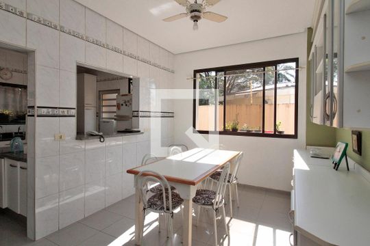 Cozinha de casa à venda com 5 quartos, 720m² em Pacaembu, São Paulo