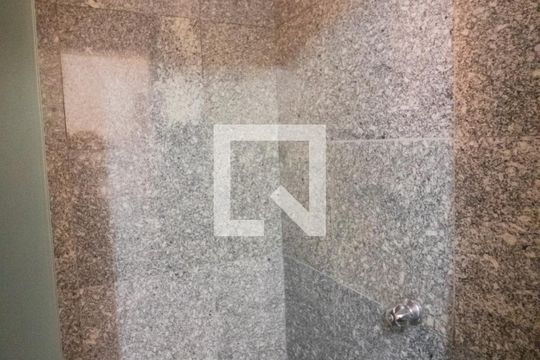 Banheiro Quarto 3 e 4 de casa de condomínio à venda com 4 quartos, 420m² em Butantã, São Paulo