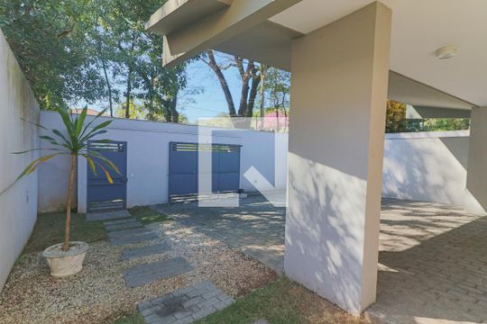 Garagem de casa de condomínio para alugar com 4 quartos, 420m² em Butantã, São Paulo