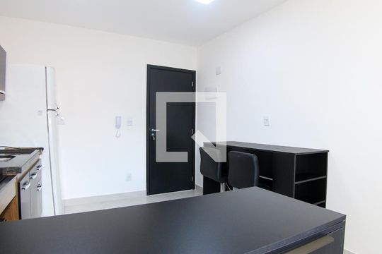 Sala/Cozinha de apartamento para alugar com 1 quarto, 28m² em Vila Formosa, São Paulo