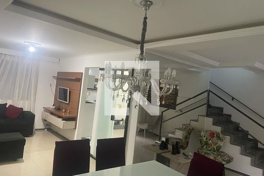 Sala de casa para alugar com 3 quartos, 420m² em Ipitanga, Salvador