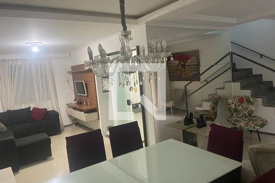 Sala de casa para alugar com 3 quartos, 420m² em Ipitanga, Salvador