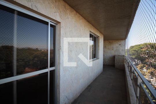 Varanda da Sala de apartamento para alugar com 5 quartos, 240m² em Santa Amelia, Belo Horizonte