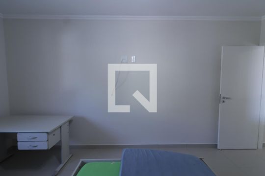 Quarto 1 de casa à venda com 3 quartos, 200m² em Jardim Santo Elias, São Paulo
