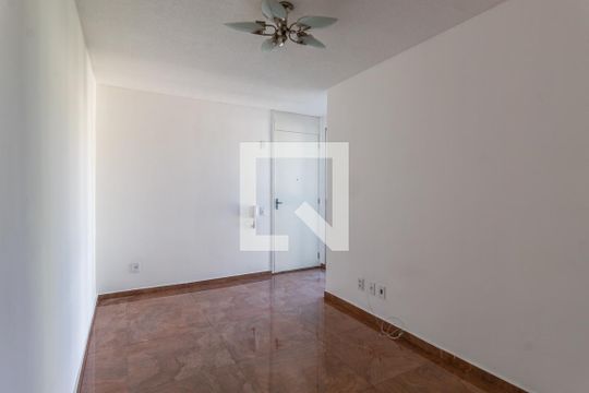 Apartamento para alugar com 2 quartos, 44m² em Jardim Carvalho, Guarulhos